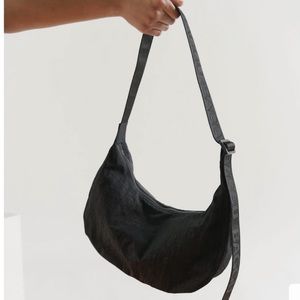 baggu medium crescent bag black new